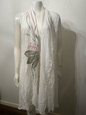 White Floral Open Front Cardigan Embroidered and Lace Waist Line - NWOT